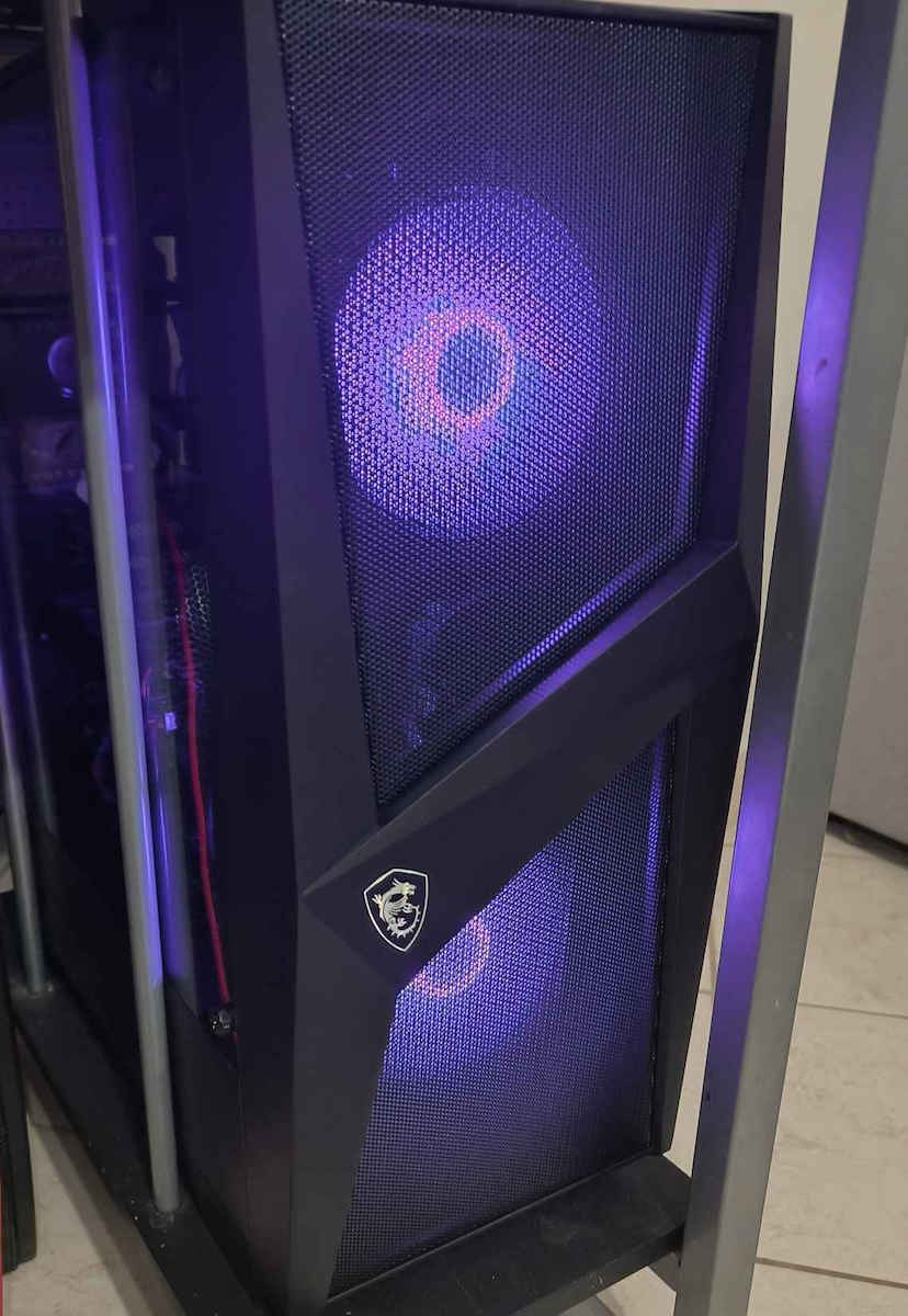 MSI MAG Forge 100M Gaming Midi Tower Κουτί Υπολογιστή με Πλαϊνό Παράθυρο και RGB Φωτισμό Μαύρο