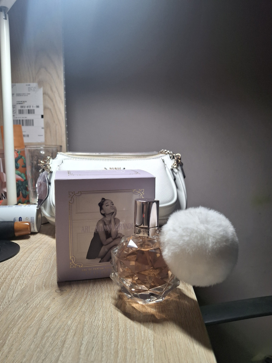 Ariana Grande Ari by Ariana Grande Eau de Parfum 100ml