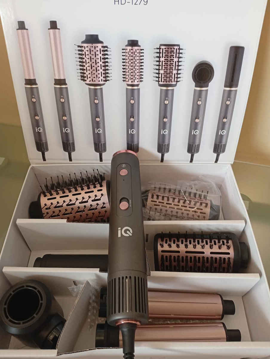 IQ Airstyler 7 in 1 Ceramic Electric Hair Brush with Air for Hair Straightening and Curls 1300W