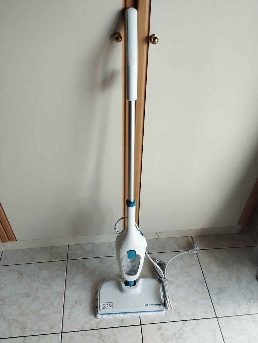Black & Decker Curățitor cu abur de presiune 3bar cu mâner