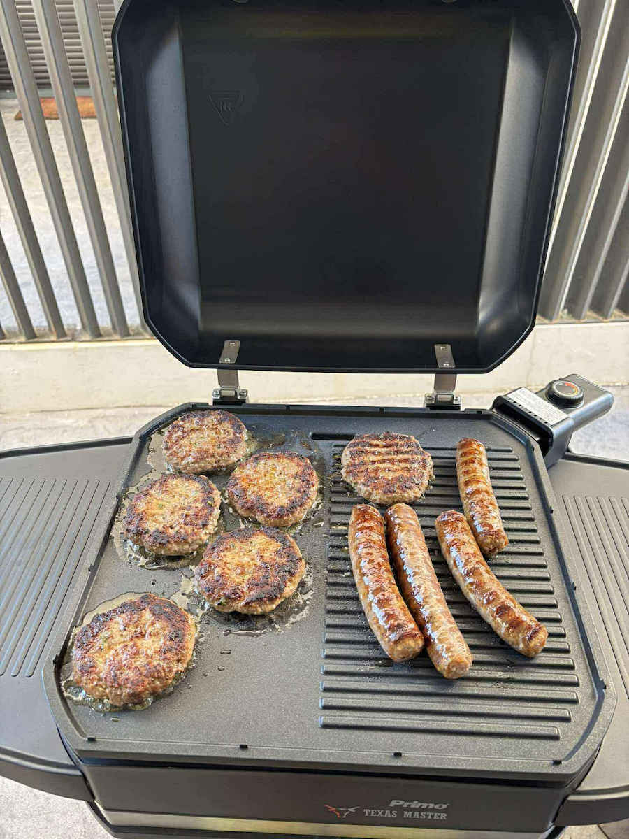 Primo PRBQ-40499 With Legs Electric Grill Smooth and Ribbed Plate 3050W with Lid and Adjustable Thermostat 41.8cmx37.3cmcm