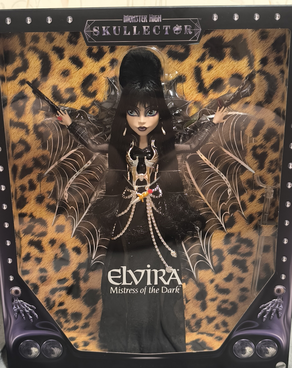 Mattel Monster High Mistress of the Dark, Elvira Skullector Συλλεκτική Κούκλα για 6+ Ετών