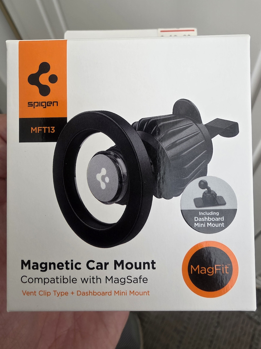 Spigen Magsafe Dashboard & Vent Car Mount Car Mobile Mount with Magnet MagSafe Black