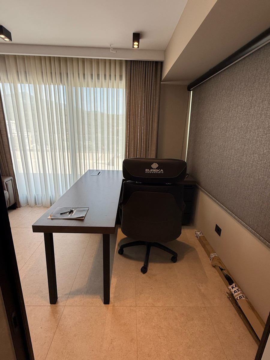 Reclining Office Chair with Fixed Arms White Eureka Ergonomic