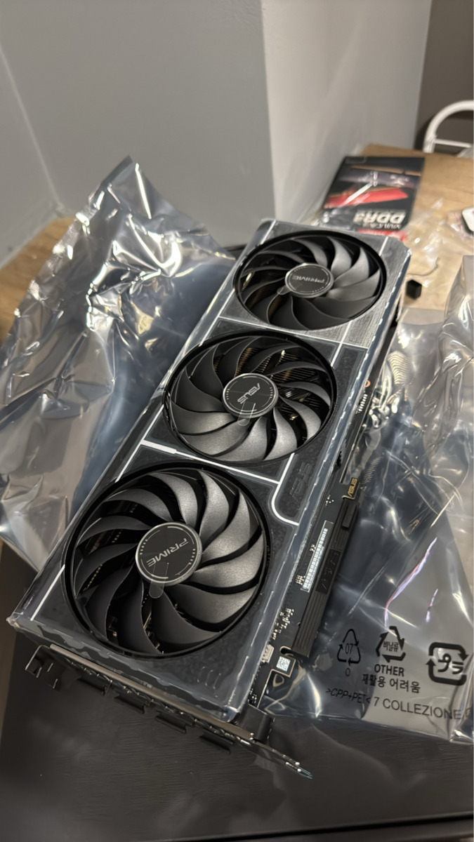 Asus GeForce RTX 5070 Ti 16GB GDDR7 Prime OC Κάρτα Γραφικών