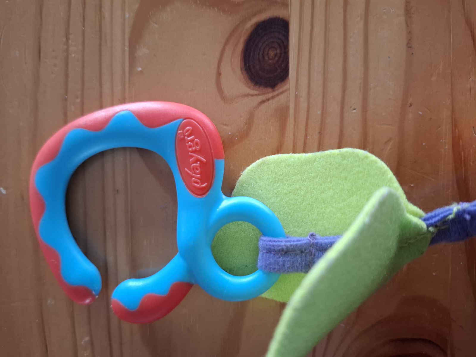 Playgro Pendant Toy for Car Cheeky Chime Rocky Racoon for 0++ Months 0186975