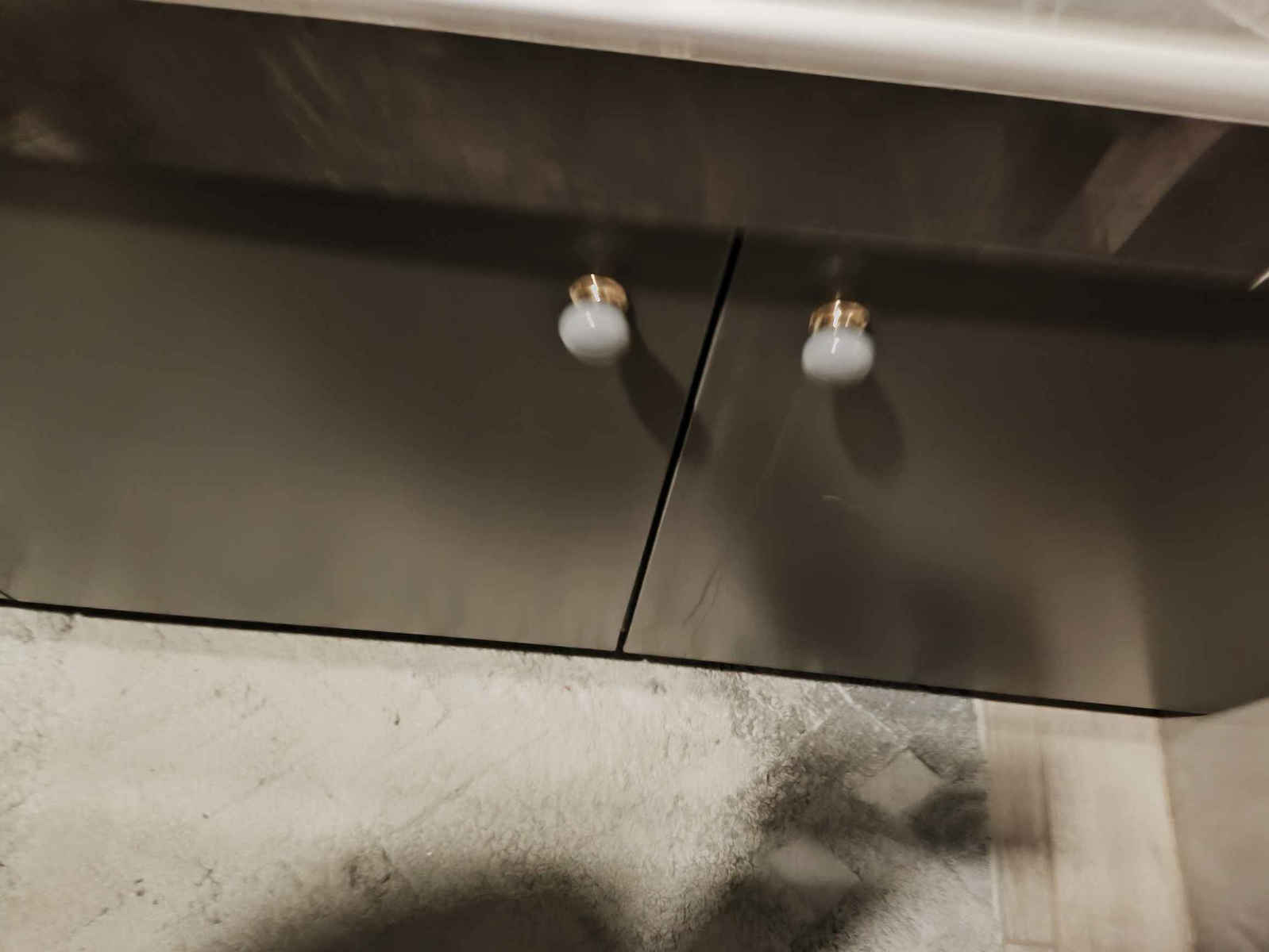 Πόμολο Επίπλου από Μέταλλο σε Γκρι Χρώμα Φ25mm 00025