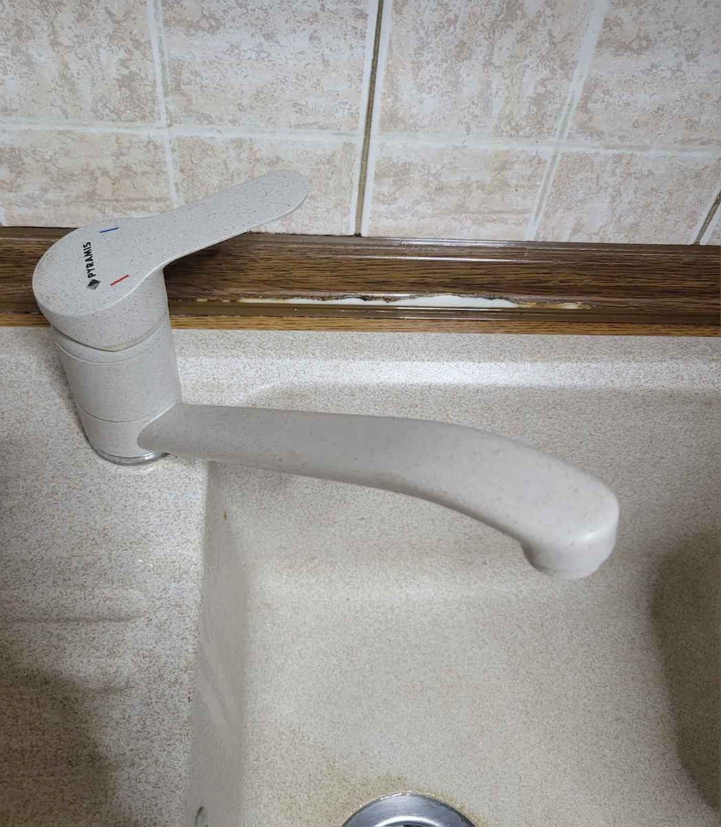 Pyramis Essential Modo Kitchen Faucet Counter Beige