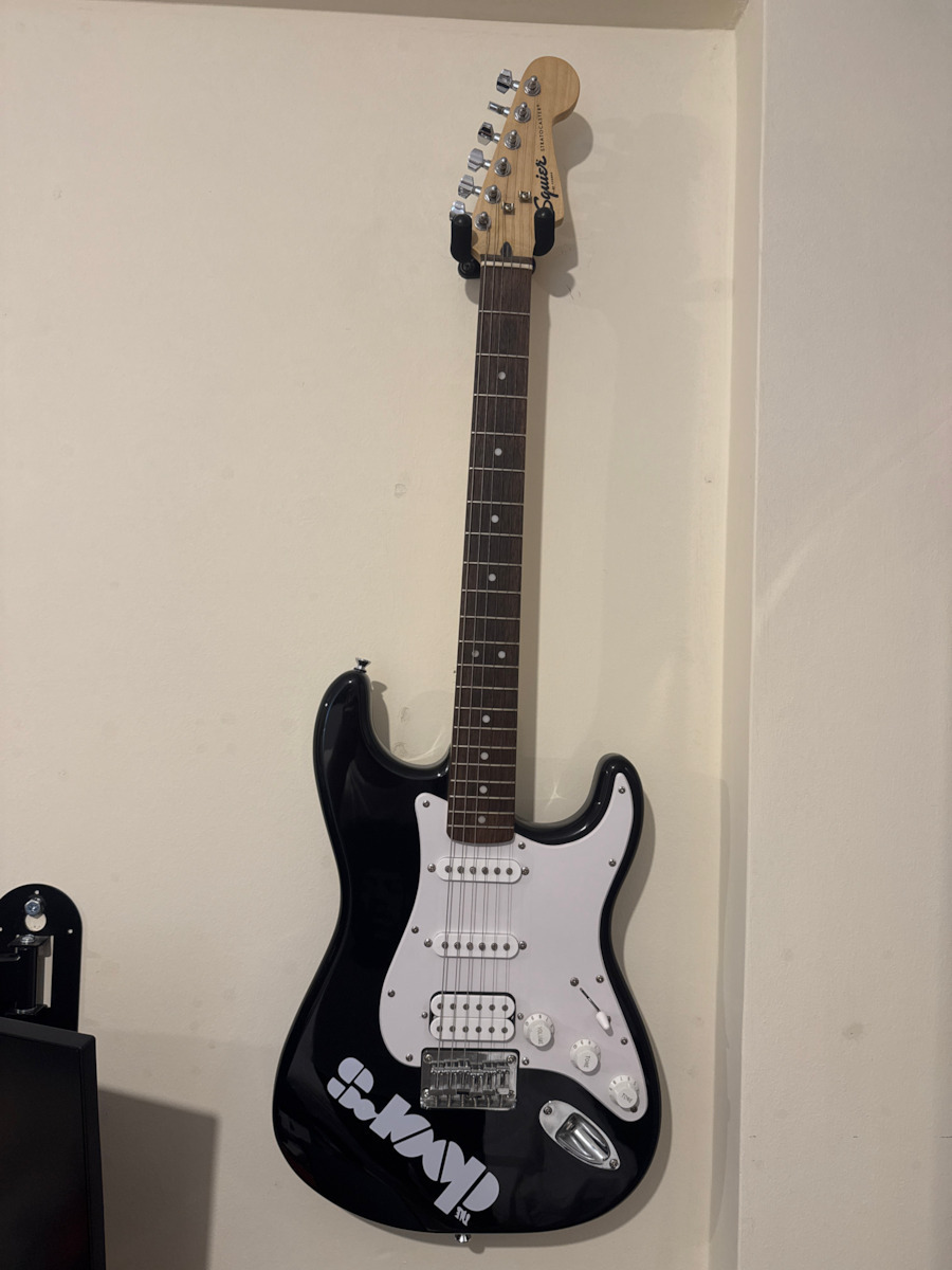 Stagg Wall Stand for Guitar/Bass