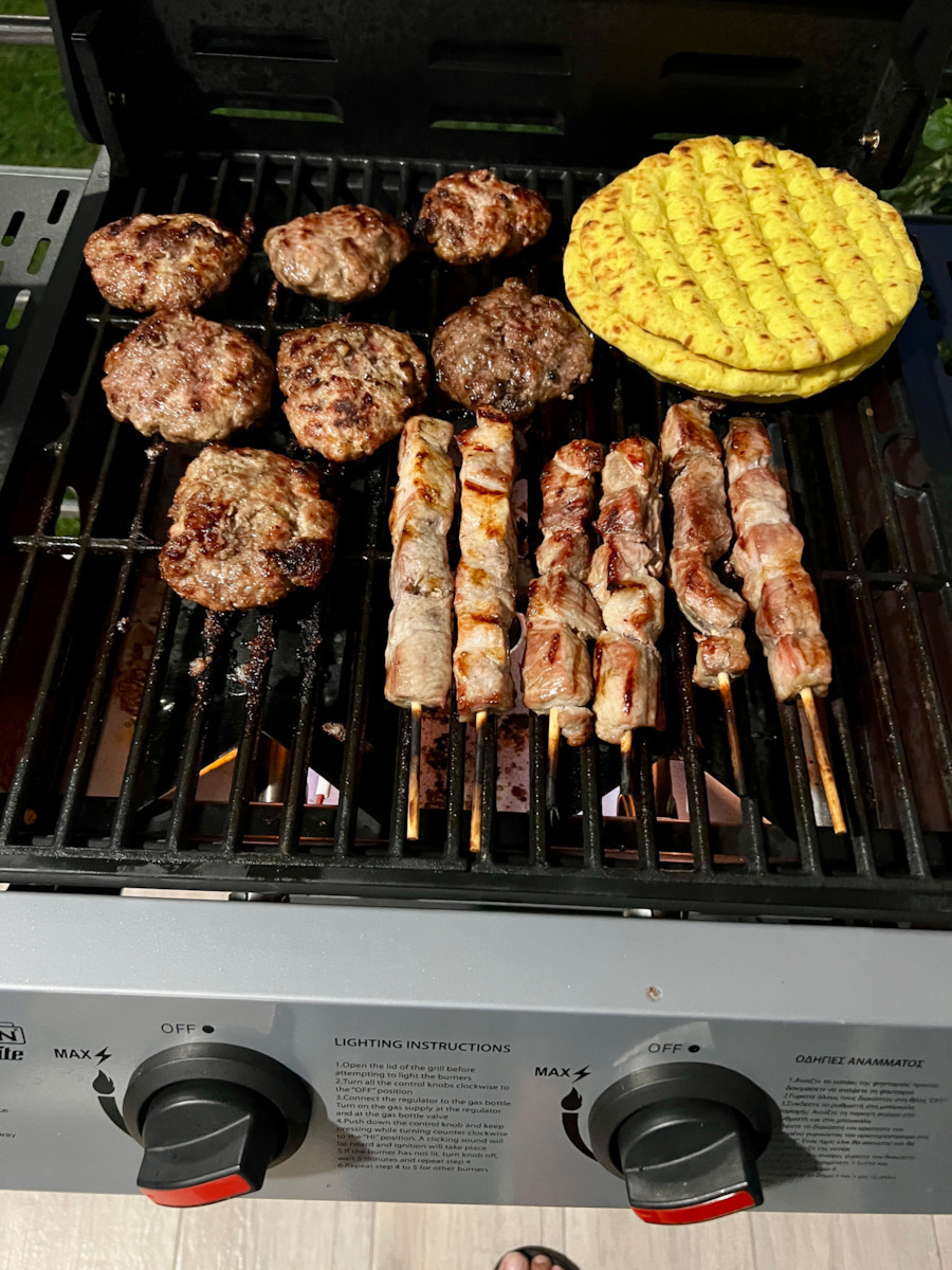 Bormann Elite BBQ2000 Gasgrill Gusseisen Rost 45cmx45cmcm mit 2 cm 7.2kW