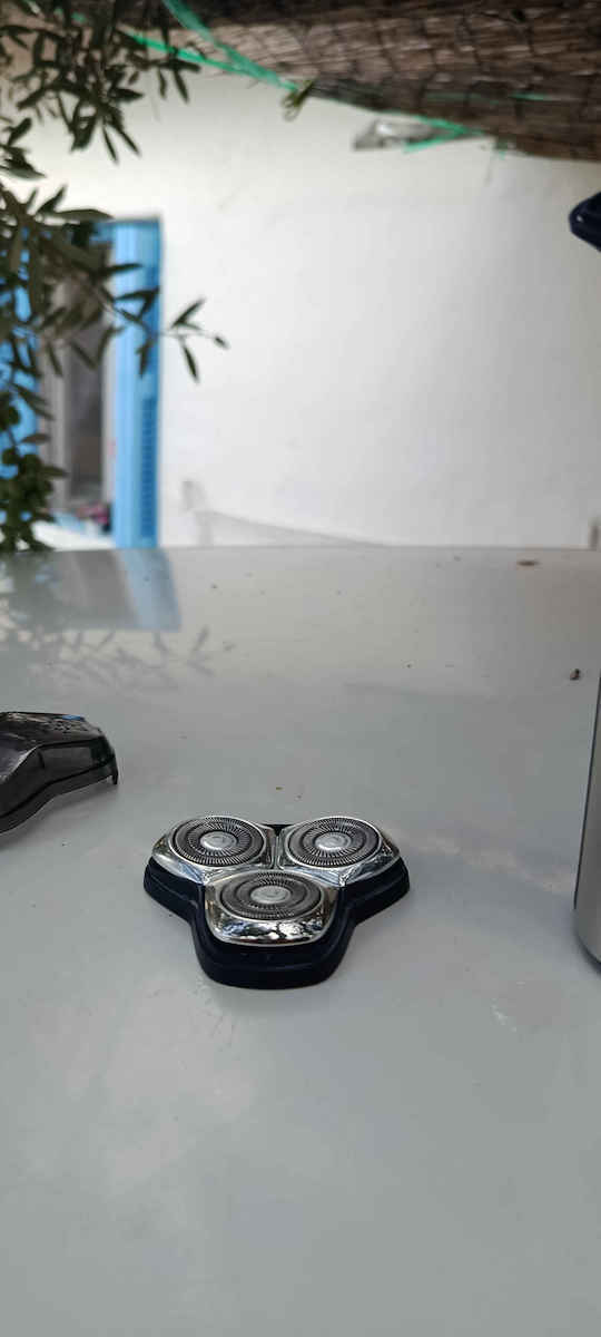 VGR V-328 Περιστρεφόμενη Ξυριστική Μηχανή Προσώπου Επαναφορτιζόμενη