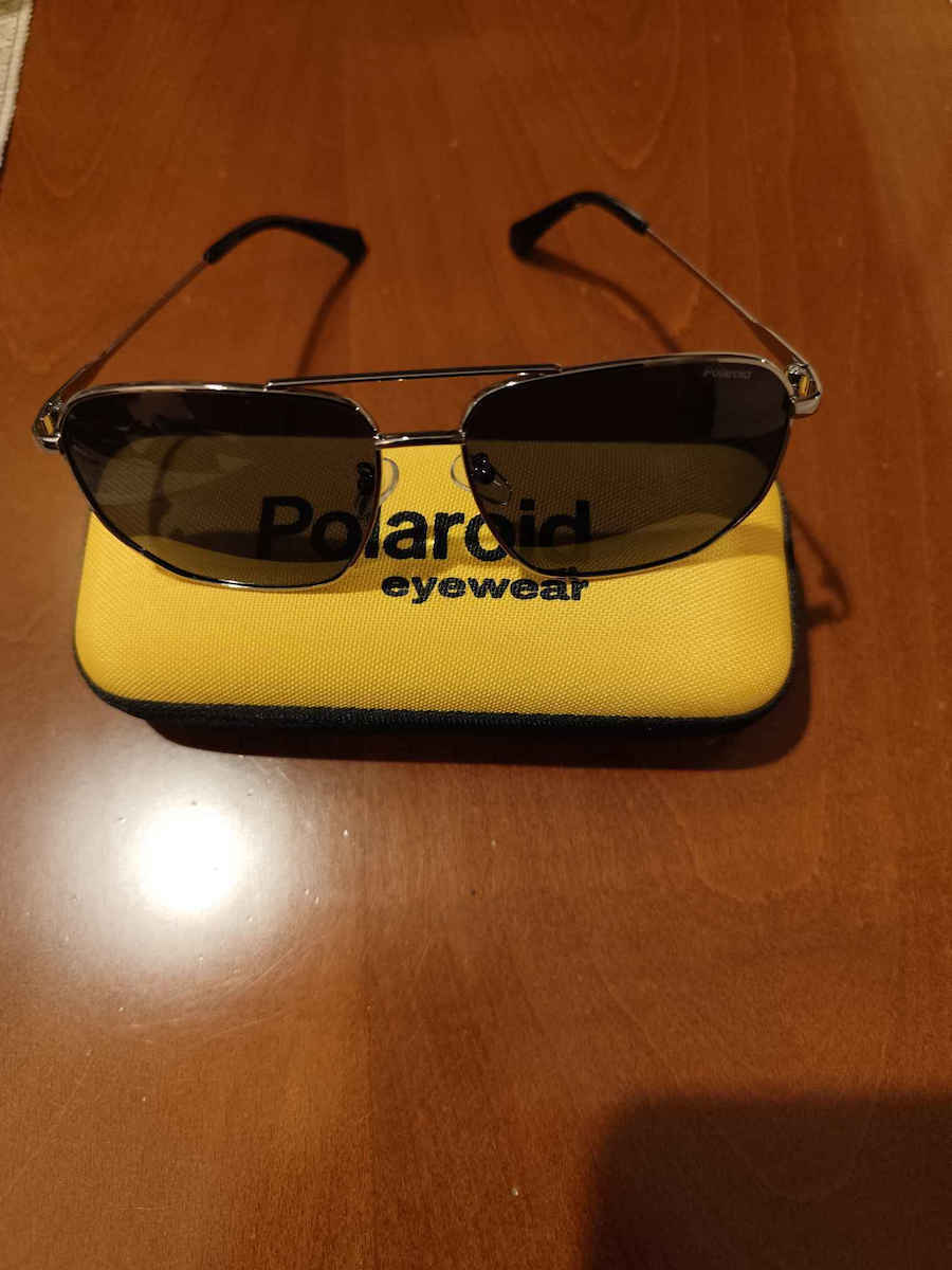 Polaroid Men's Sunglasses with Silver Metal Frame and Green Polarized Lens PLD4141/G/S/X 6LB/UC