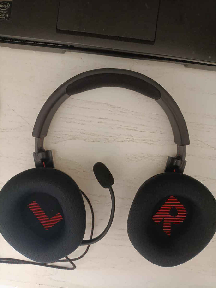 JBL Quantum 100M2 Over Ear Gaming Headset with 3.5 mm Connectivity for Nintendo Switch / PC / PS4 / PS5 / XBOX