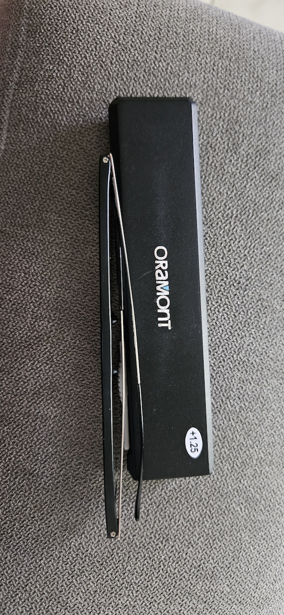 Oramont Reading Glasses +1.25 Pocket in Black Colour 1146