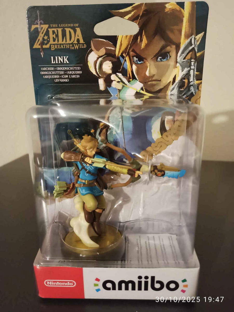 Nintendo Amiibo The Legend of Zelda Breath of the Wild Link Archer