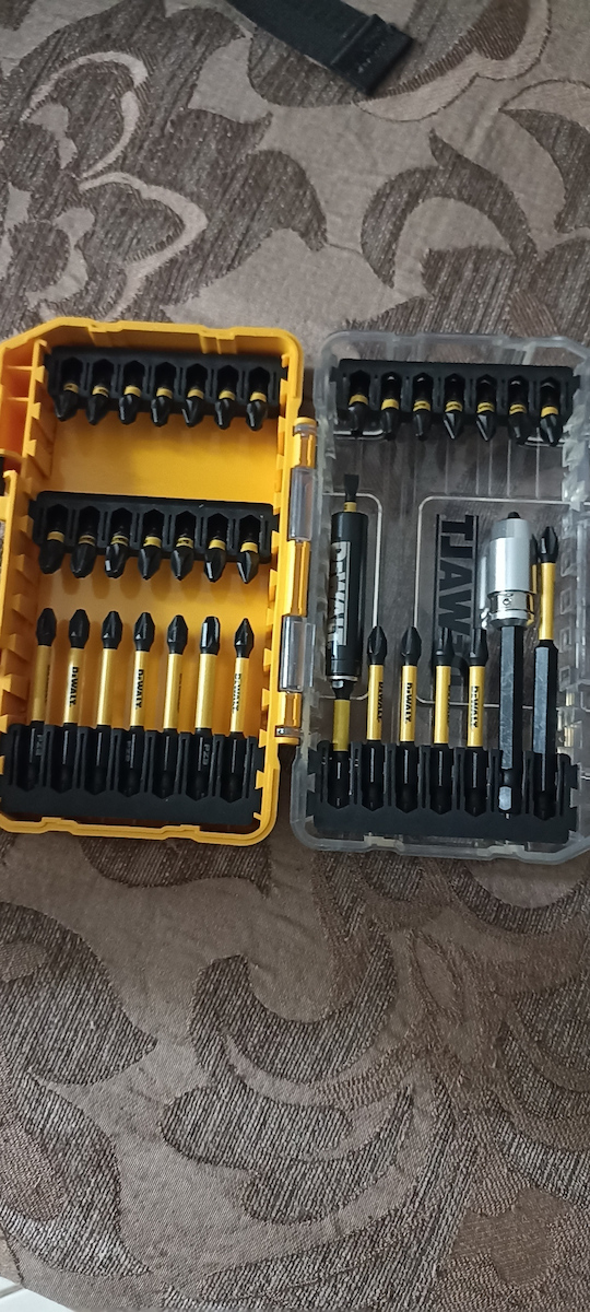 DEWALT Σετ 37 Μύτες Κατσαβιδιού Σταυρός / Torx / Allen / Torq / Αστέρι FlexTORQ