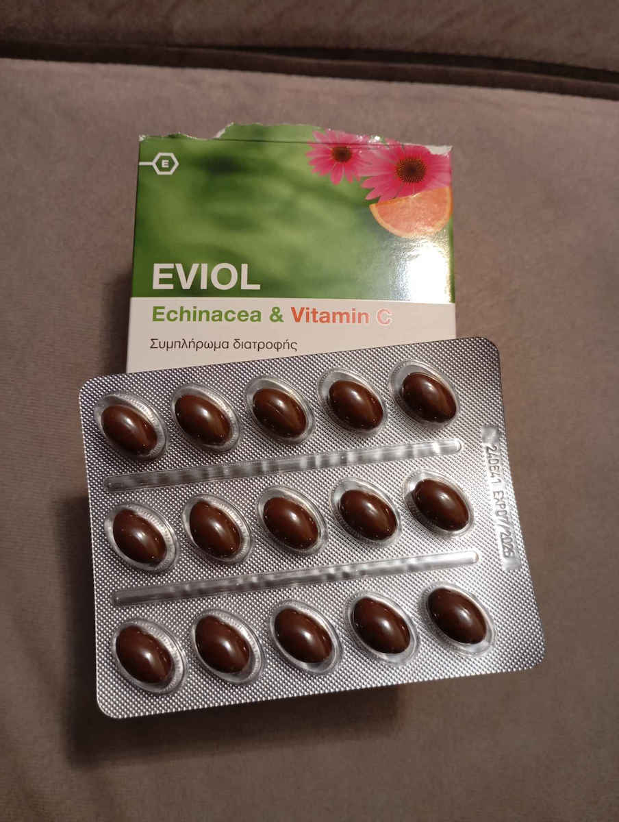 Eviol Echinacea & Vitamin C Συμπλήρωμα για την Ενίσχυση του Ανοσοποιητικού 60 μαλακές κάψουλες