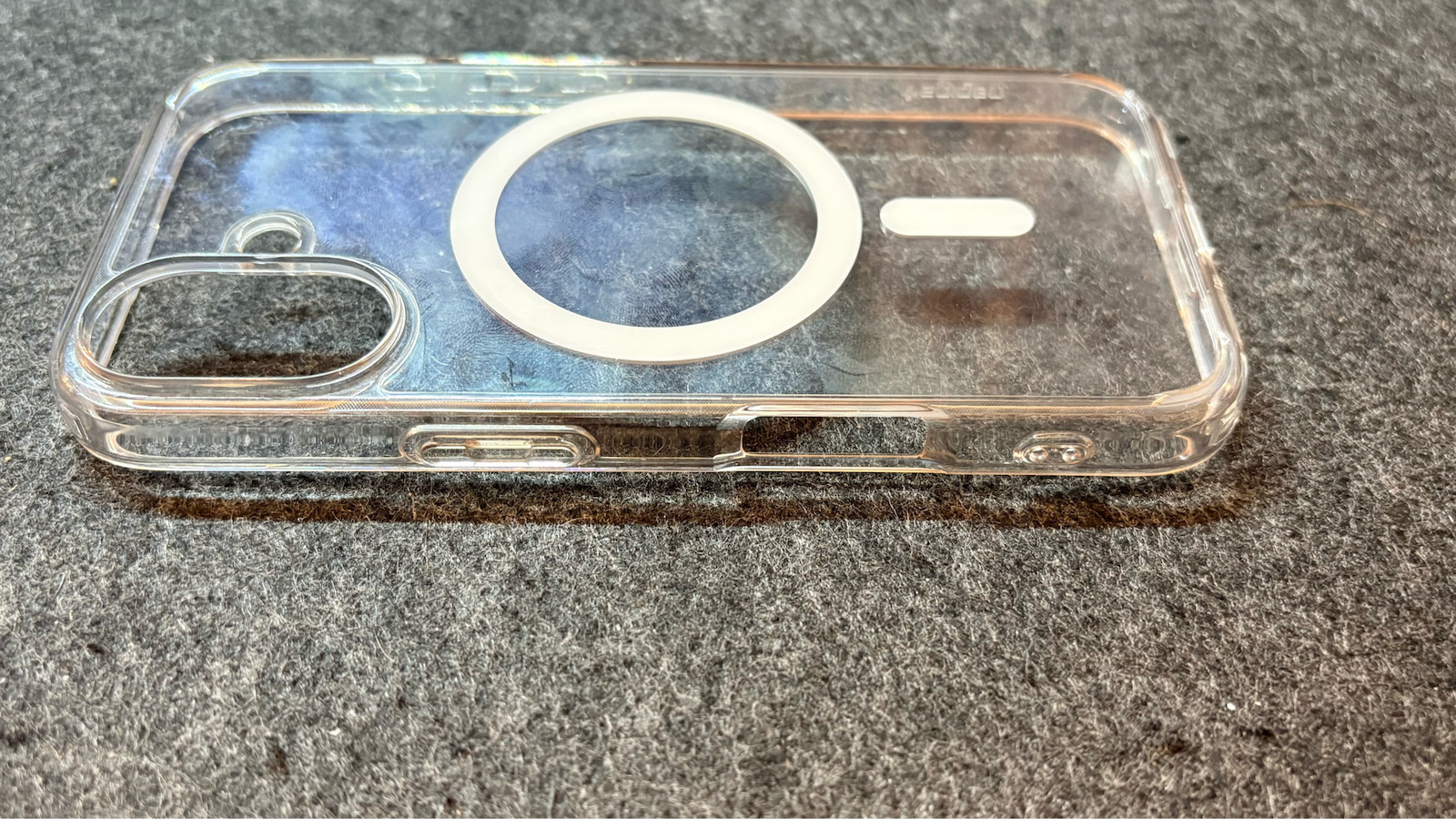 Spigen Ultra Hybrid MagFit Задна корица Пластмаса Digital Camo (iPhone 16)