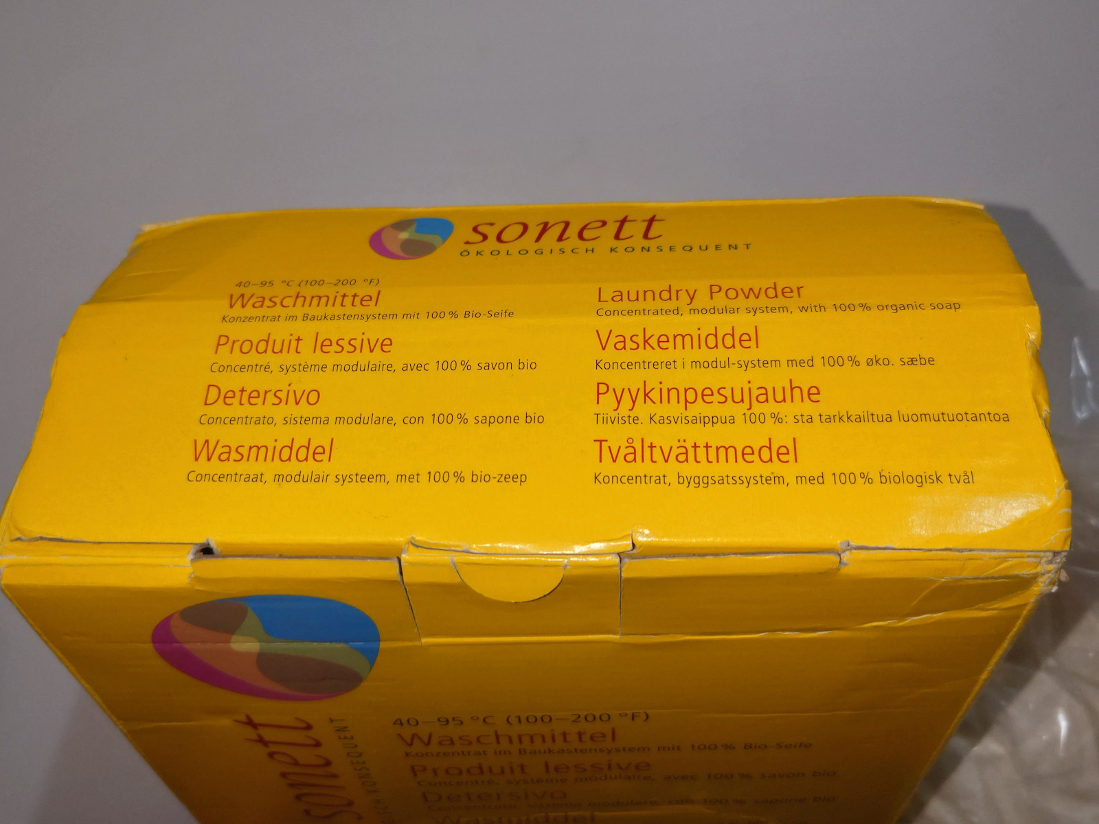 Sonett Detergent Powder for Whites & Coloreds Clothes 2.4kg