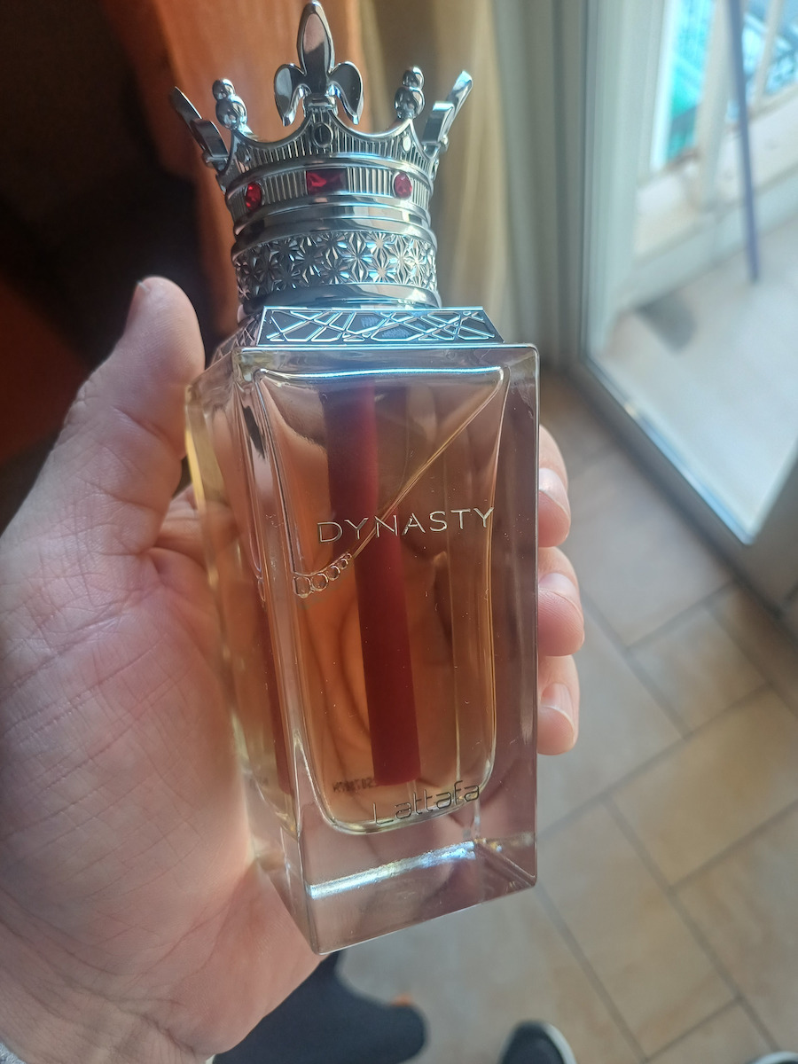 Lattafa Dynasty Eau de Parfum 100ml
