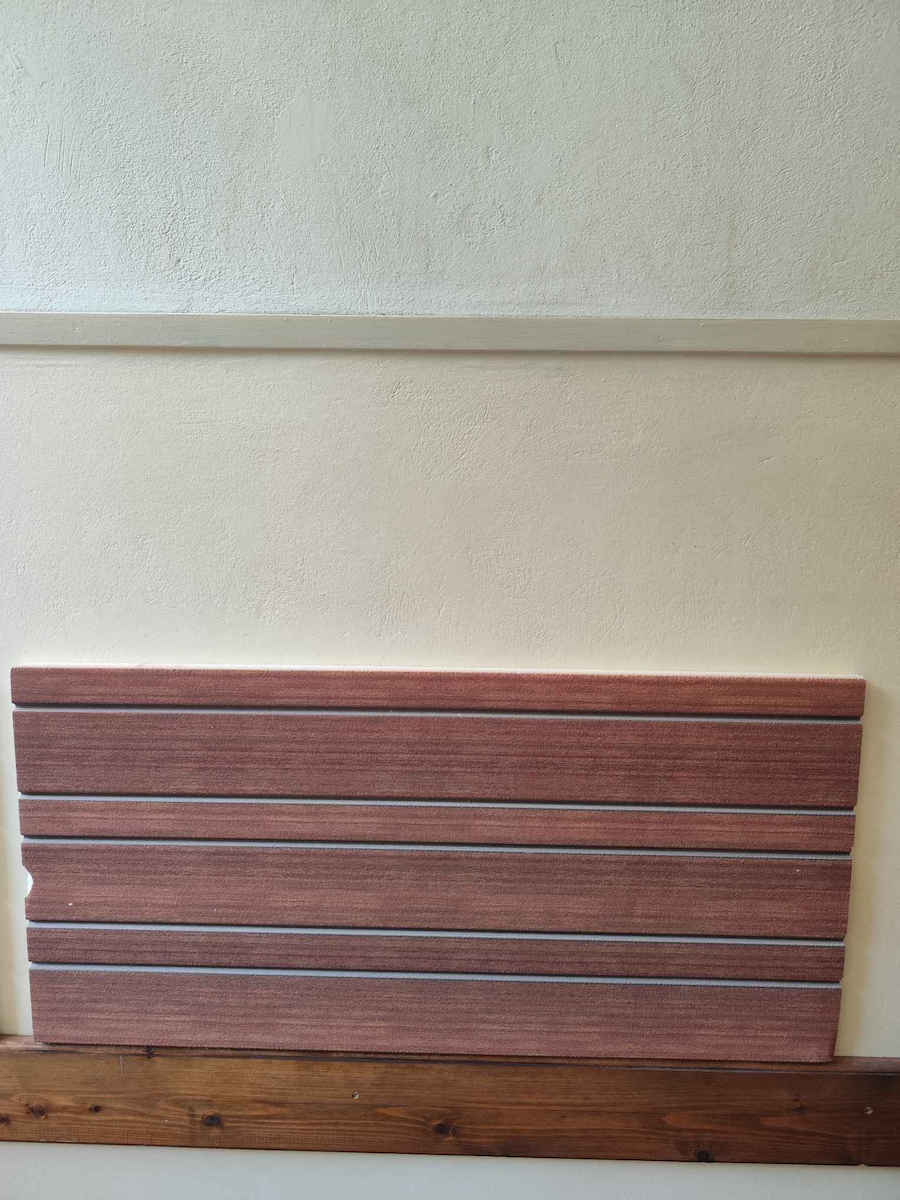 Wandsticker & Wandgemälde Dekorative Holzpaneel Eiche Reliefstruktur Wärmedämmung Feuchtigkeitsbeständig 50cm x 100cm Dicke 2,5cm