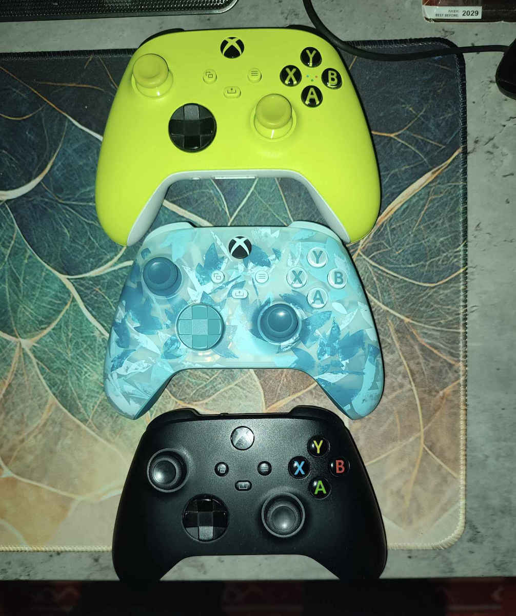 Microsoft Ice Breaker Special Edition Ασύρματο Gamepad για Android / PC / Xbox One / Xbox Series / iOS Τιρκουάζ