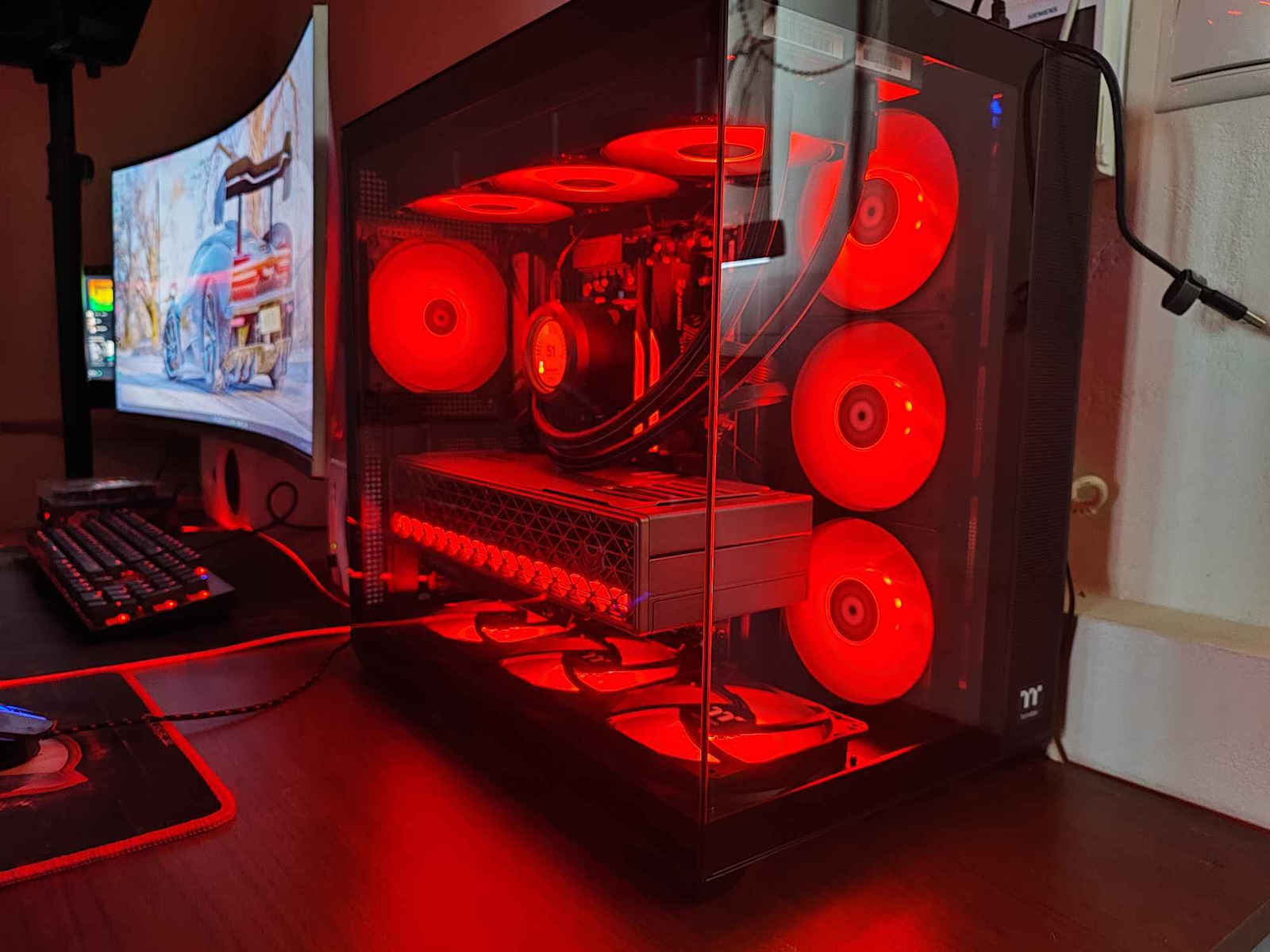 Thermaltake CT120 EX Ventilator Pentru Carcasă Cu Lamă Inversată (2000rpm / 65.82cfm) Cu Iluminare ARGB Și Conexiune 3-Pin / 4-Pin PWM 3 Buc