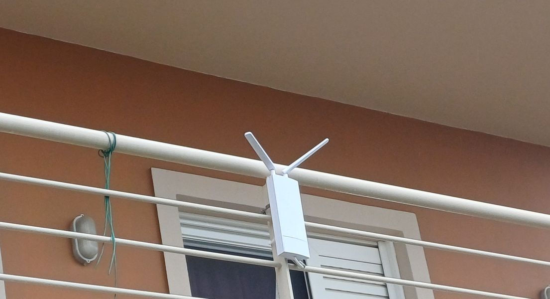 Cudy AP3000 AX3000 Външна Точка за Достъп Wi‑Fi 6 Двулентов (2.4 и 5GHz) за Външен Монтаж