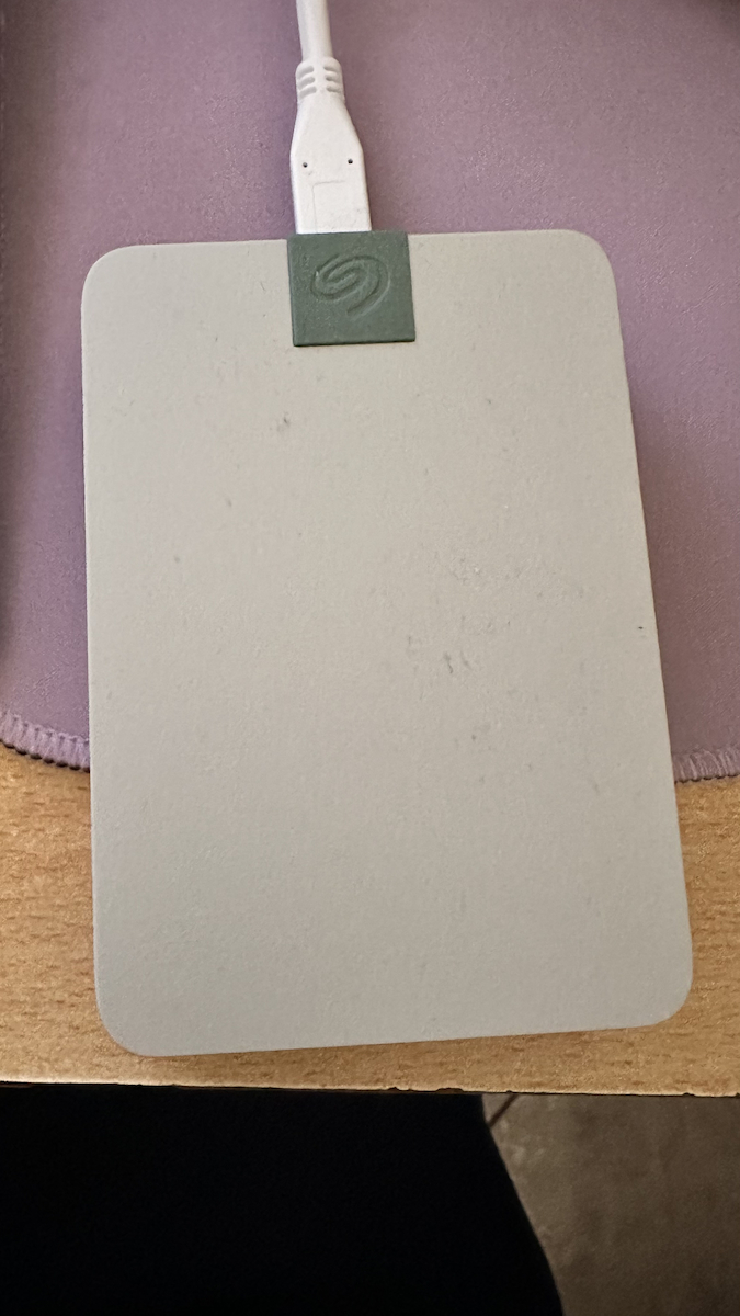 Seagate Ultra Touch USB-C Εξωτερικός HDD 2TB 2.5" Cloud White