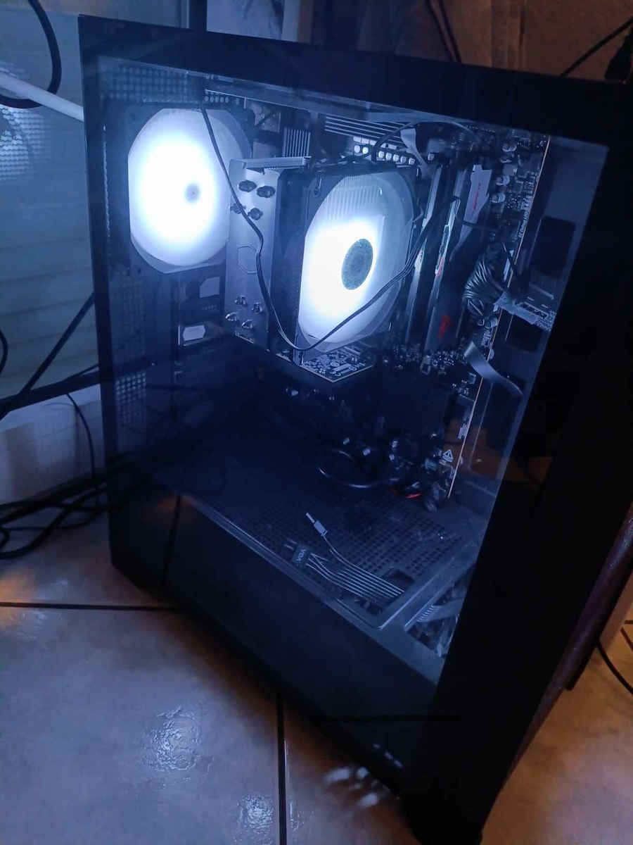 Darkflash DRX70 Mesh Геймърско бюро Midi Tower Компютърна кутия със страничен прозорец и RGB осветление Черен
