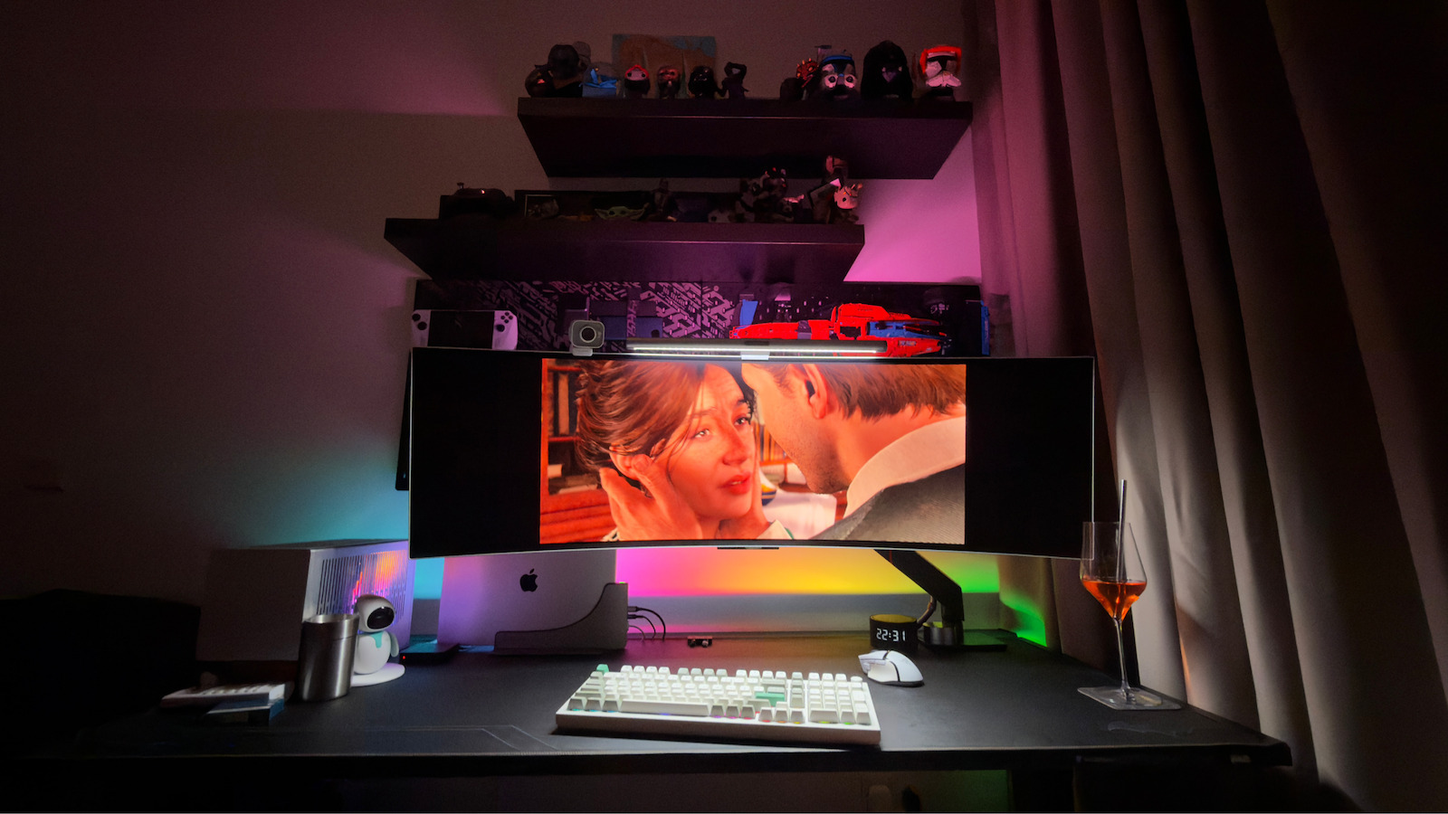 Samsung Odyssey G9 G93SD Ultrawide OLED HDR Curved Monitor 49" 5120x1440 240Hz με Χρόνο Απόκρισης 0.03ms GTG Ασημί