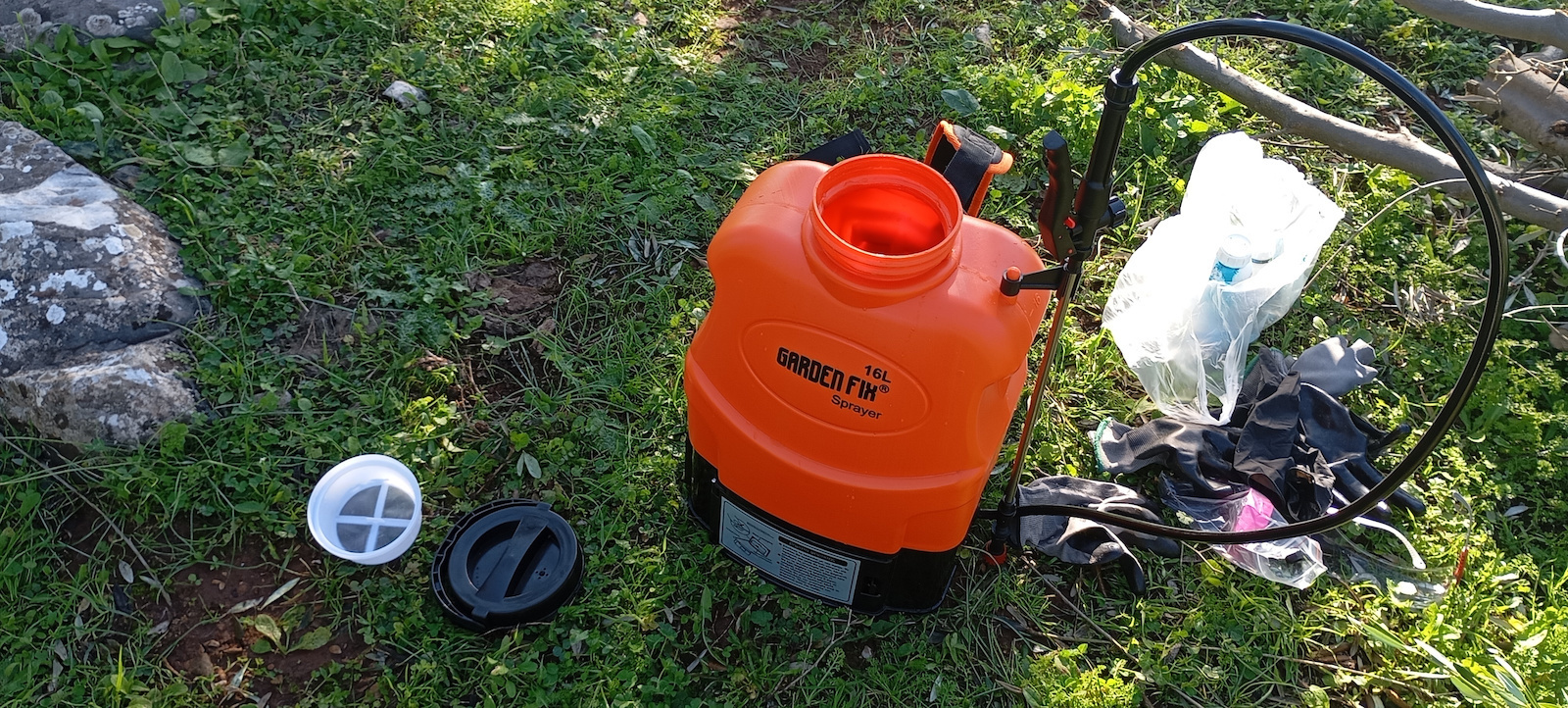 Garden Fix Ψεκαστήρας Πλάτης 12V με Μπαταρία 8Ah με Χωρητικότητα 16lt 6.8bar