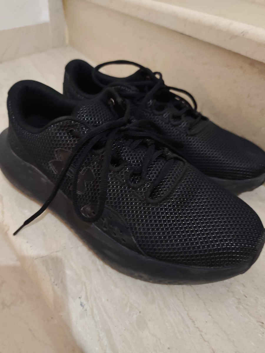 Charged Surge 4 Sport Shoes Running Black