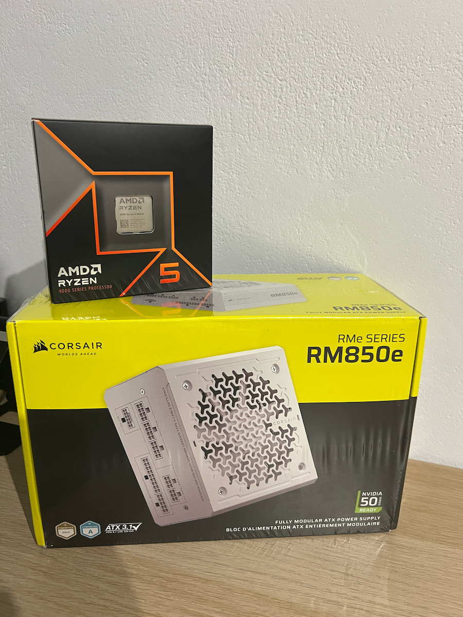 Corsair RM850e ATX3.1 850W White Computer Power Supply Full Modular 80 Plus Gold