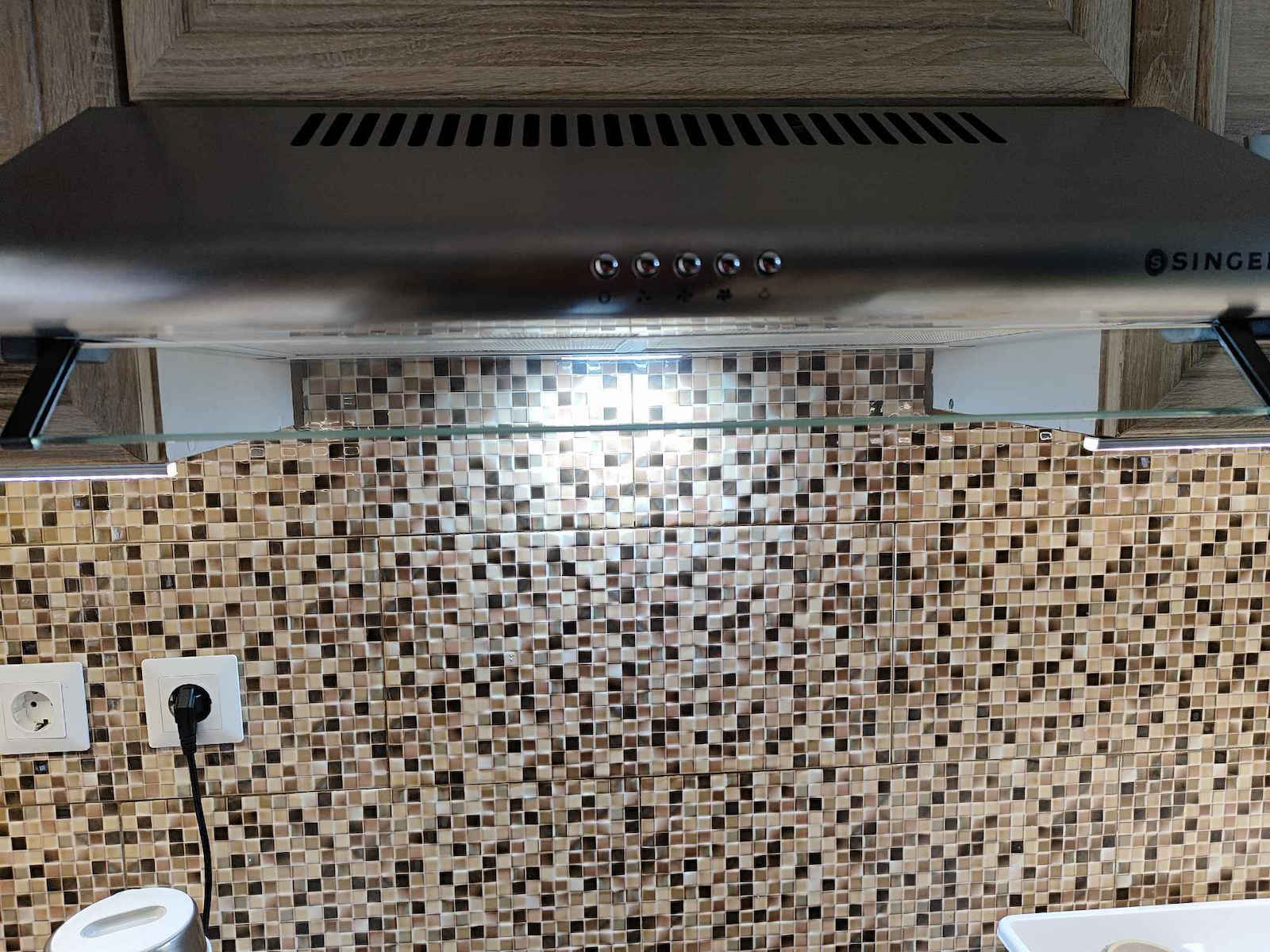 Singer Freestanding Vent Hood 60cm White