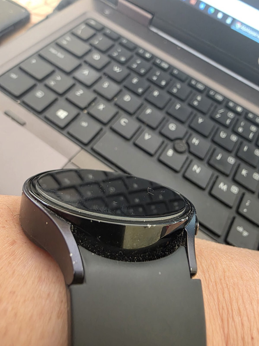 Spigen EZ FIT GLAS.tR Tempered Glass for the Galaxy Watch6 44mm 2pcs AGL06520