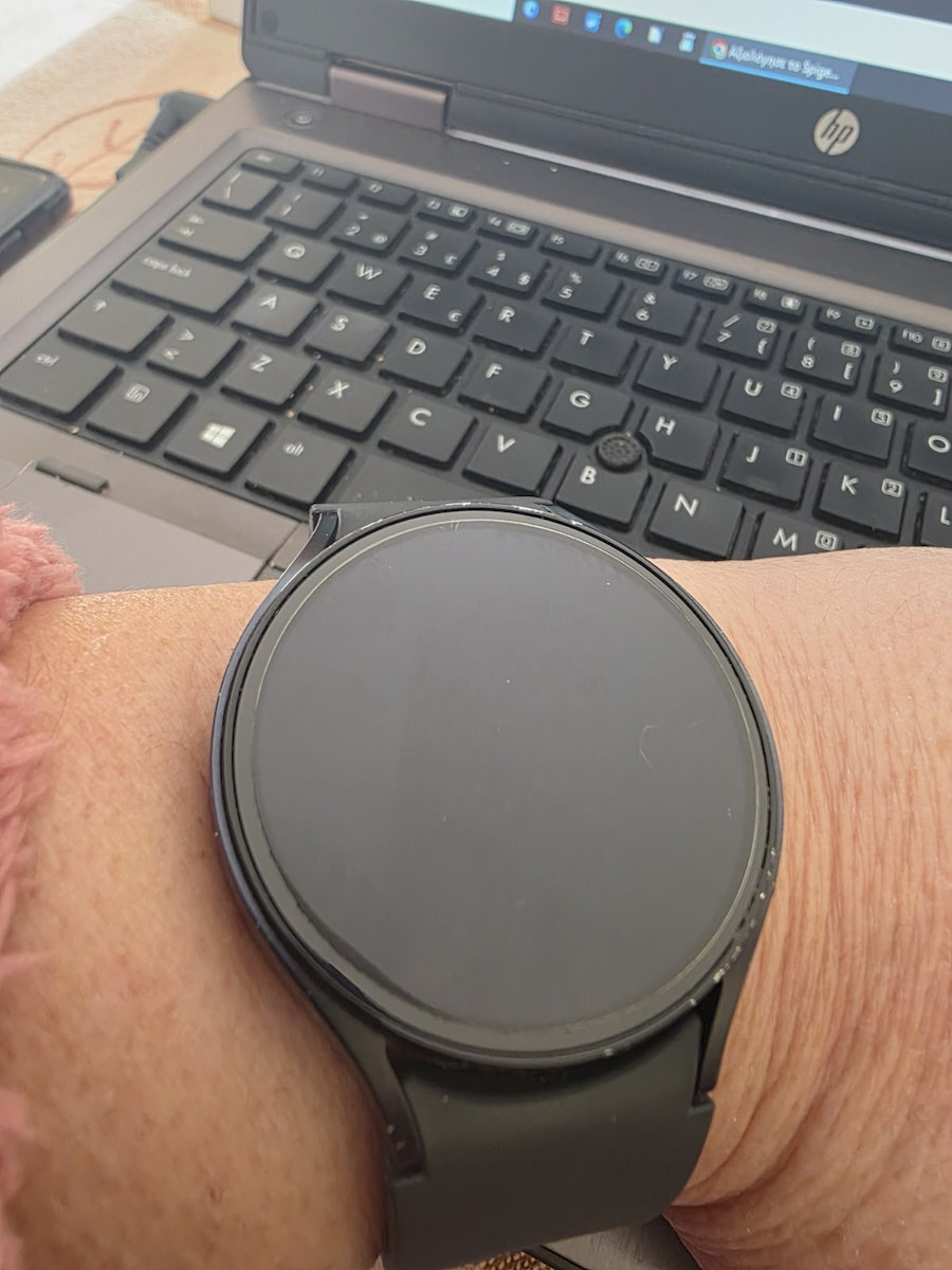 Spigen EZ FIT GLAS.tR Tempered Glass for the Galaxy Watch6 44mm 2pcs AGL06520