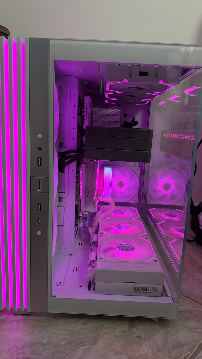 Be Quiet Light Base 600 LX Gaming Midi Tower Κουτί Υπολογιστή με Πλαϊνό Παράθυρο και RGB Φωτισμό Μαύρο
