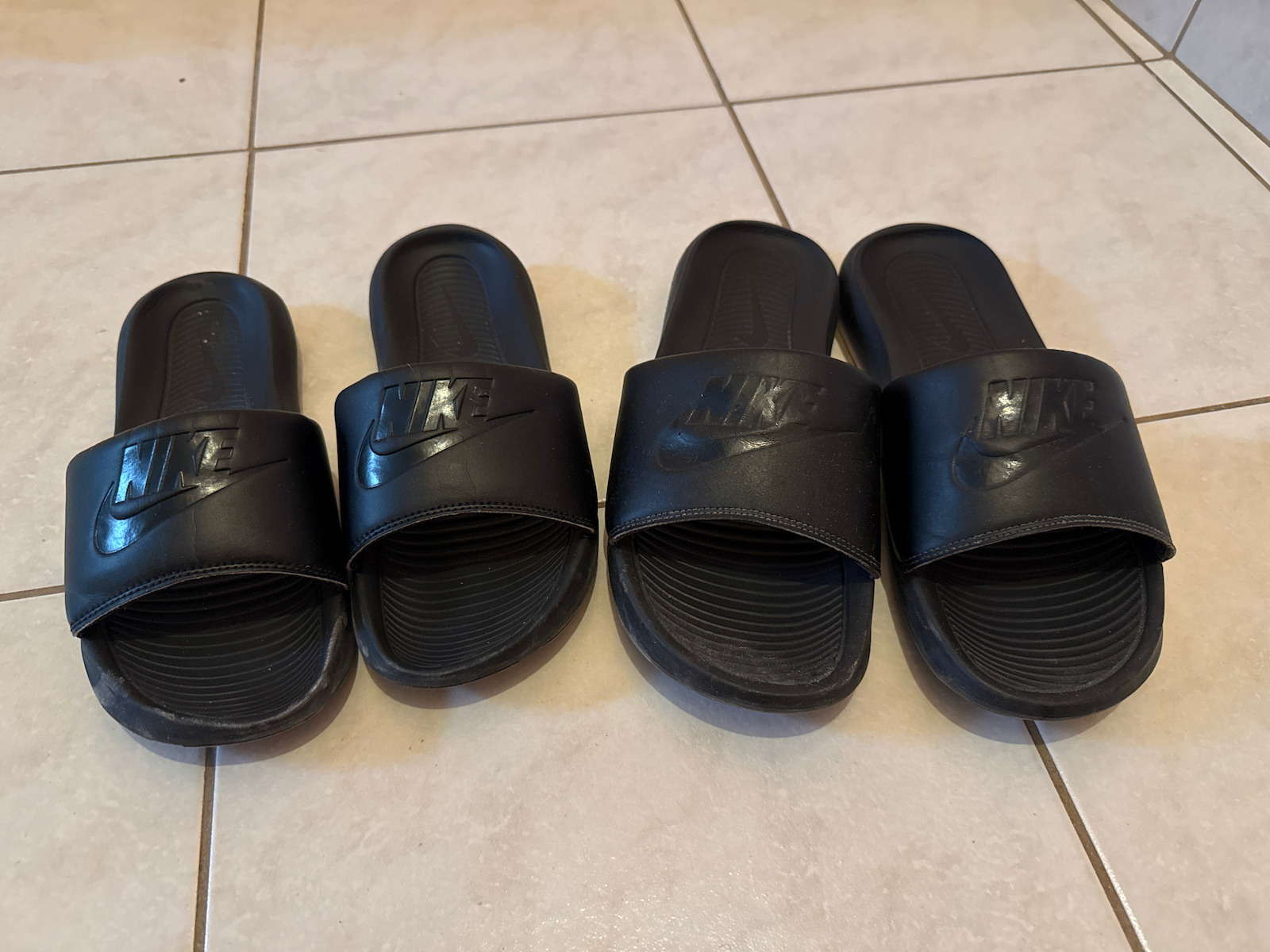 Victori One Slides σε Μπεζ Χρώμα