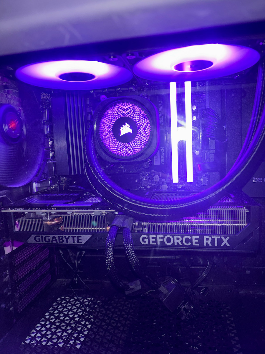 Corsair Nautilus 240 RS Water Cooling AIO CPU with 2 120mm Fans and ARGB Lighting