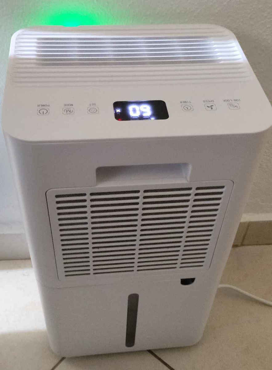 Primo PRDH-45020i Dehumidifier with Compressor and Ionizer 12lt