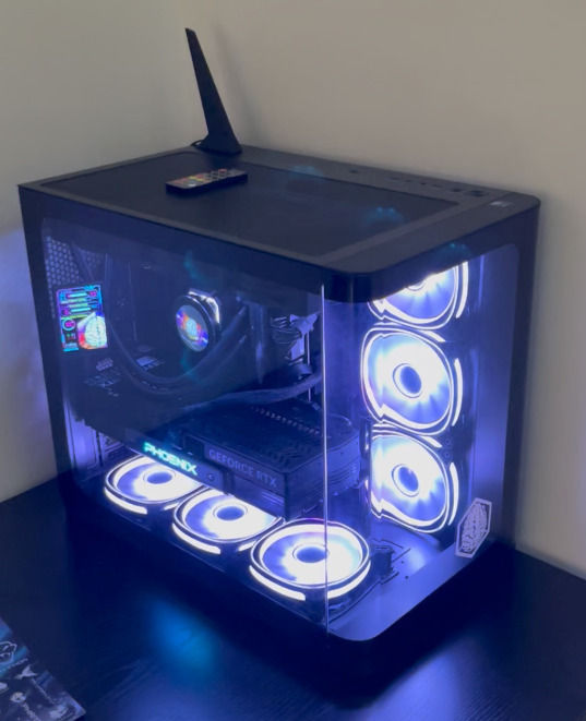 Gainward GeForce RTX 5080 16GB GDDR7 Phoenix Placă Grafică