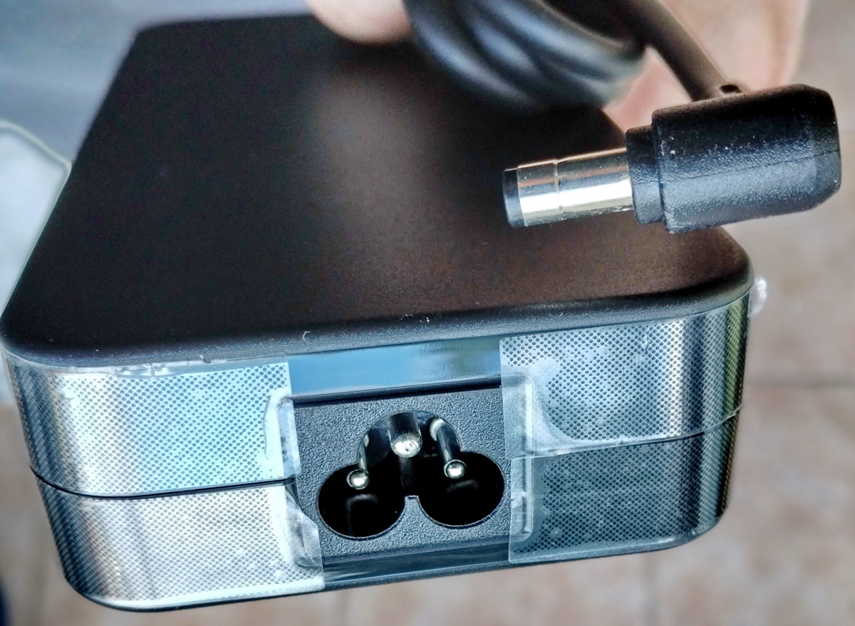 Makki Laptop-Ladegerät 180W 19.5V 9.23A für Asus ohne Netzkabel