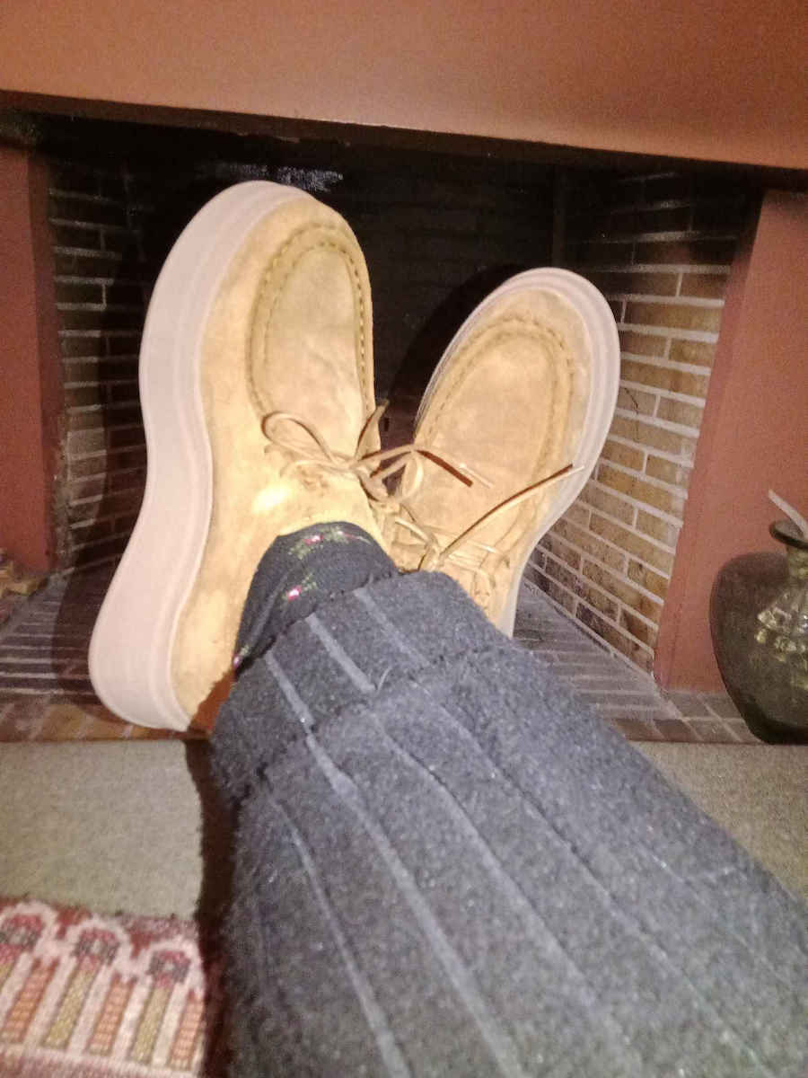 Leather Women's Moccasins in Black Color