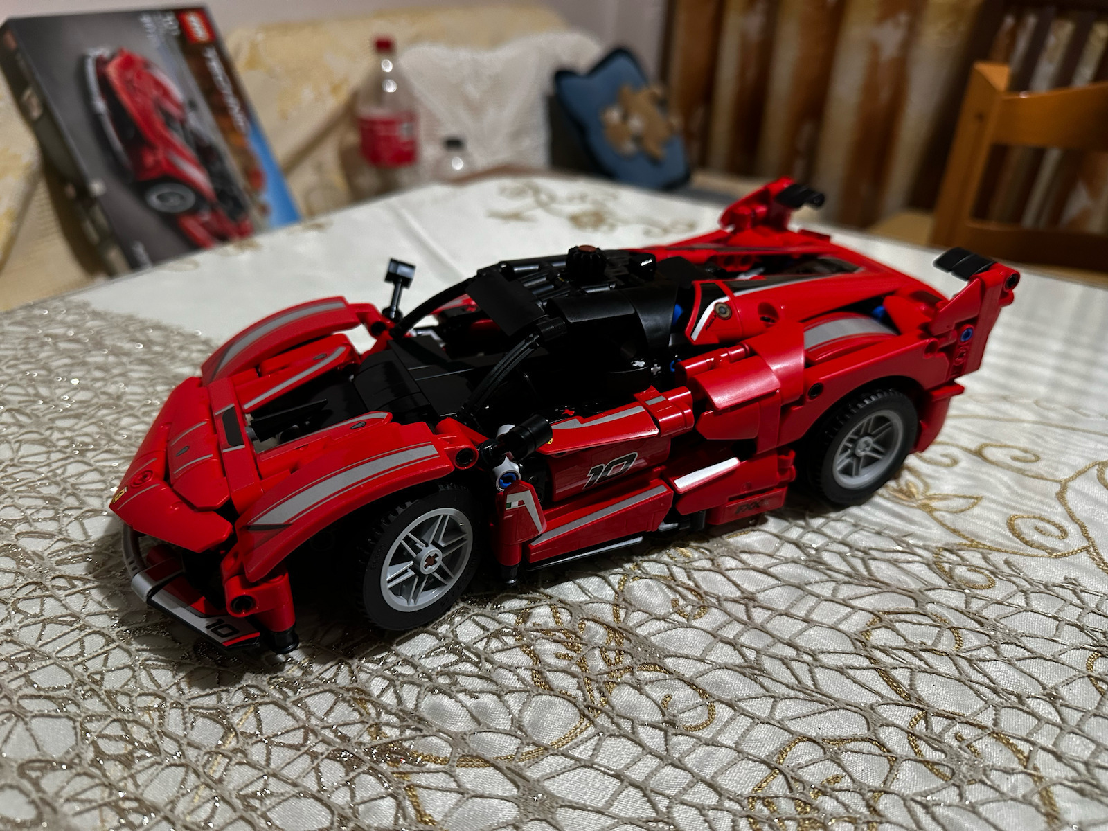 LEGO Technic Ferrari FXX K Pentru 10+ Ani 897 Bucăți 42212
