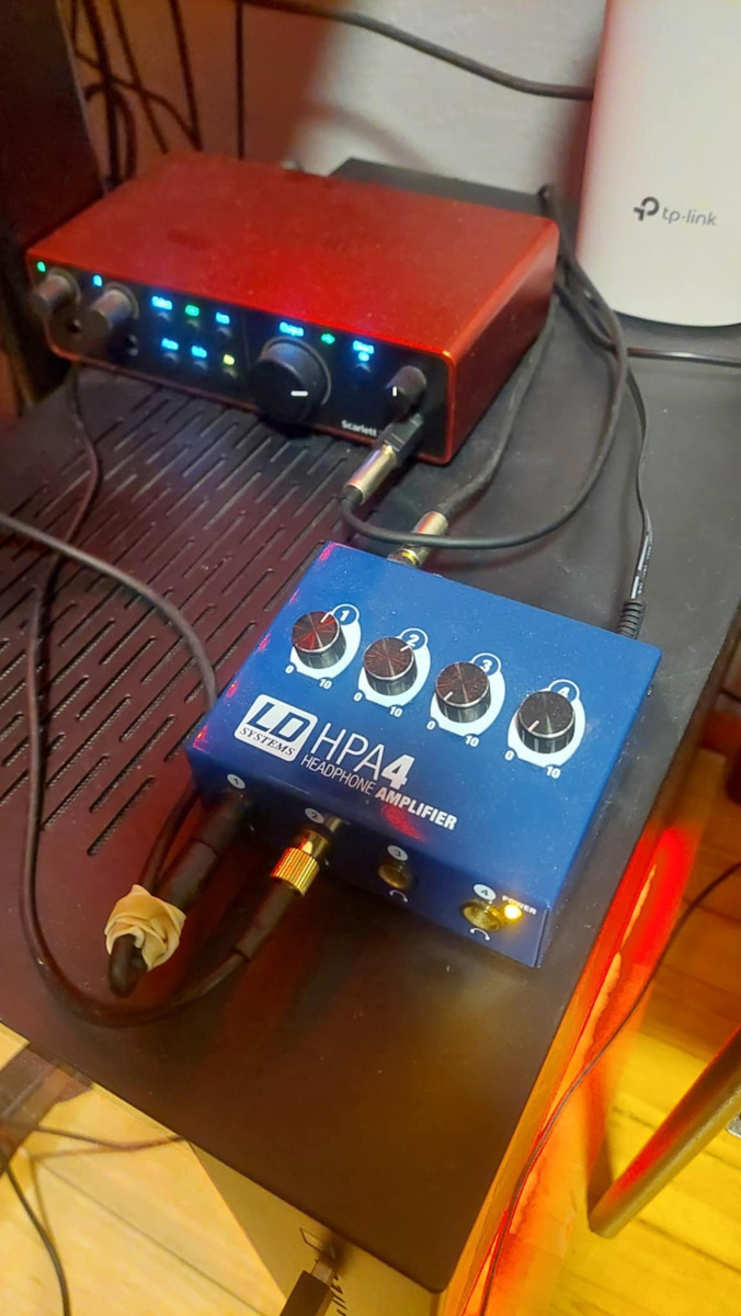 Focusrite Scarlett 2i2 4th Gen