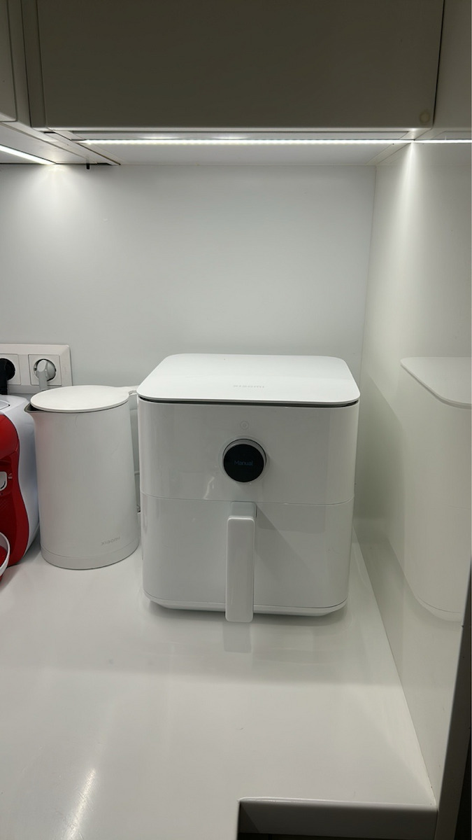 Xiaomi Mi Smart Air Fryer with Wi-Fi 6.5lt White
