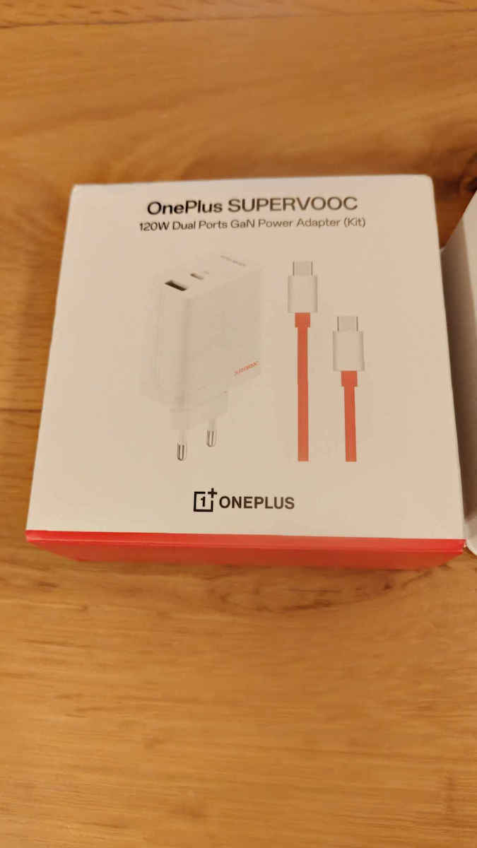 OnePlus GaN Charger with USB-A Port and USB-C Port and USB-C - USB-C Cable 120W Power Delivery White (SuperVooc)