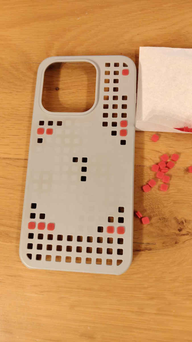 OnePlus Hole-pattern Magnetic Cover Back Cover Tempered Glass Gray (OnePlus 15 5G)