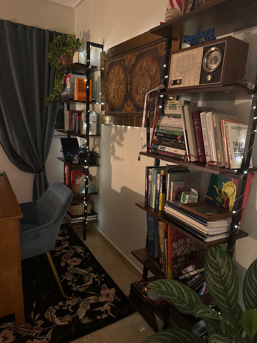Bookcase Brown 60x30x204.8cm